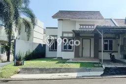 Disewakan! Rumah 3 Kamar Tidur &
2 Kamar Mandi di Kota Wisata, Bogor Disewakan! Rumah 3 Kamar Tidur &
2 Kamar Mandi di Kota Wisata, Bogor