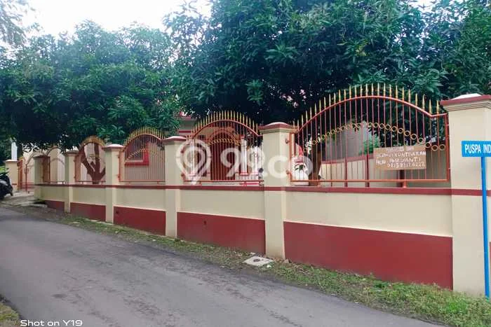 Dijual Rumah 4 Kamar Lokasi Ideal Bagus dan Strategis di Cigasong Dijual Rumah 4 Kamar Lokasi Ideal Bagus dan Strategis di Cigasong
