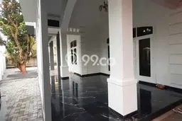 Jual Rumah Mewah Megah Dengan View Cantik di Lebak Bulus, Jakarta Selatan Jual Rumah Mewah Megah Dengan View Cantik di Lebak Bulus, Jakarta Selatan