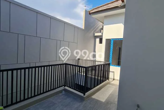 Rumah Elit Modern Siap Huni di Surabaya Kota Surabaya Rumah Elit Modern Siap Huni di Surabaya Kota Surabaya