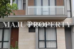 Jual Rumah Mewah Megah Dengan View Cantik di Kota Wisata, Bogor Jual Rumah Mewah Megah Dengan View Cantik di Kota Wisata, Bogor