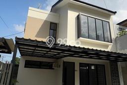 For Sale Rumah 3 Kamar Lokasi Strategis Bagus dan Strategis di Medan Sunggal For Sale Rumah 3 Kamar Lokasi Strategis Bagus dan Strategis di Medan Sunggal