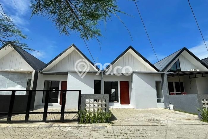 Rumah Modern Minimalis 2 KT Bisa Langsung Pindah di Medan Johor Rumah Modern Minimalis 2 KT Bisa Langsung Pindah di Medan Johor