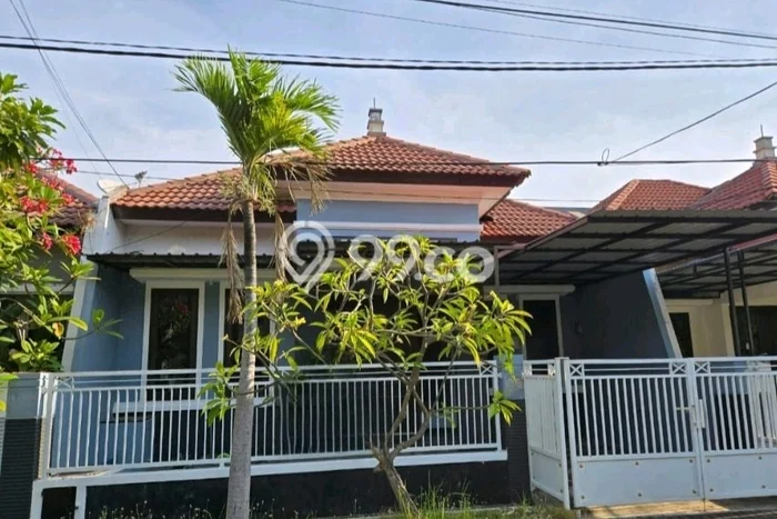 Rumah Cantik Siap Pakai Di Waru Luas 91m2 Lokasi Strategis Rumah Cantik Siap Pakai Di Waru Luas 91m2 Lokasi Strategis