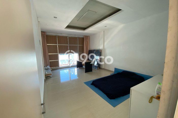 Ruko Dijual di Surabaya LT 63m2 & LB 252m2 Lokasi Terbaik! Ruko Dijual di Surabaya LT 63m2 & LB 252m2 Lokasi Terbaik!