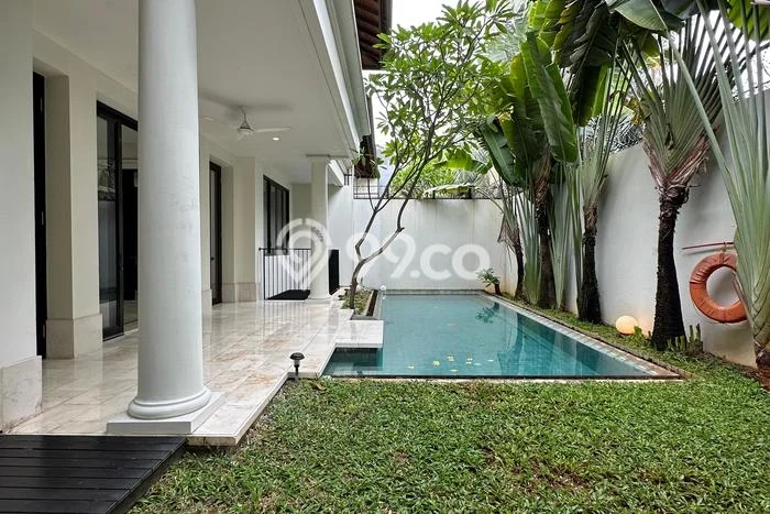 Hunian Kondisi Baik Disewakan di Pejaten, Jakarta Selatan LT 400m2, LB 550m2 Hunian Kondisi Baik Disewakan di Pejaten, Jakarta Selatan LT 400m2, LB 550m2