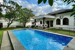 Hunian Bagus Disewakan di Kemang, Jakarta Selatan LT 1000m2, LB 500m2 Hunian Bagus Disewakan di Kemang, Jakarta Selatan LT 1000m2, LB 500m2