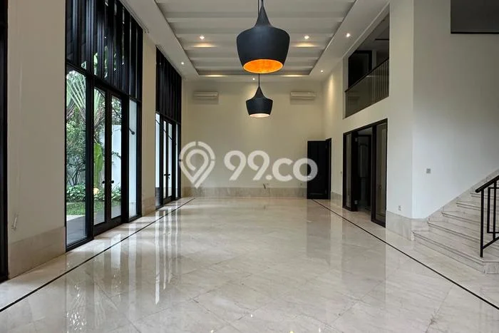 Hunian Minimalis dengan LT 400m2 & LB 550m2 Disewakan di Pejaten Hunian Minimalis dengan LT 400m2 & LB 550m2 Disewakan di Pejaten