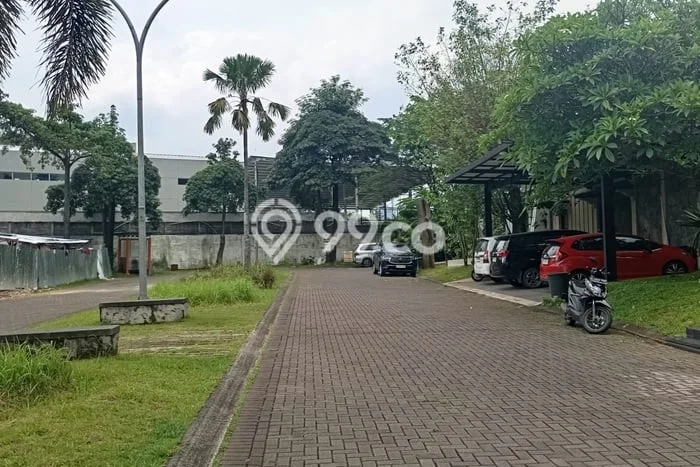 Hunian Mewah Siap Huni LT 299m2 di Cisauk, Tangerang Hunian Mewah Siap Huni LT 299m2 di Cisauk, Tangerang