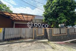 Dijual Rumah Premium dengan Fasilitas Sekitar Lengkap di Pasar Rebo, Jakarta Timur Dijual Rumah Premium dengan Fasilitas Sekitar Lengkap di Pasar Rebo, Jakarta Timur