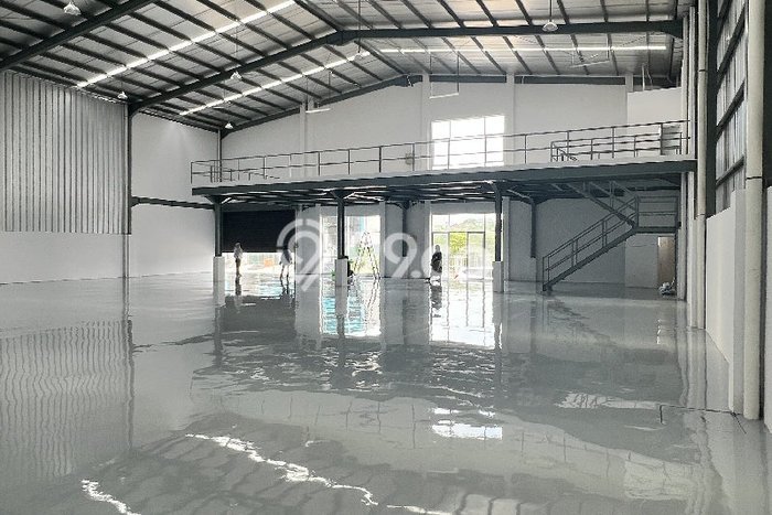 Unit Gudang Disewa Lokasi Lippo Cikarang, Cikarang Spesifikasi Luas Bangunan 950m2 Unit Gudang Disewa Lokasi Lippo Cikarang, Cikarang Spesifikasi Luas Bangunan 950m2