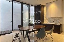 Hunian Elit LB 220m2 Siap Pakai Desain Elegan di Lebak Bulus, Jakarta Selatan Hunian Elit LB 220m2 Siap Pakai Desain Elegan di Lebak Bulus, Jakarta Selatan