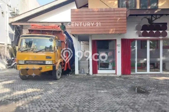 Gudang Bagus LT 1052m2 LB 1140m2 Dijual di Kebayoran Lama Jakarta Selatan Gudang Bagus LT 1052m2 LB 1140m2 Dijual di Kebayoran Lama Jakarta Selatan