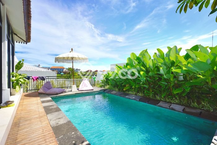Vila Kawasan Tibubeneng, Luas 300m2m², Dekat ke Pusat Kota Vila Kawasan Tibubeneng, Luas 300m2m², Dekat ke Pusat Kota