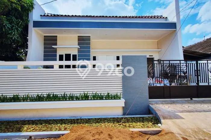 Rumah Modern Minimalis 3 Kamar Bisa Langsung Pindah di Semarang Barat Rumah Modern Minimalis 3 Kamar Bisa Langsung Pindah di Semarang Barat