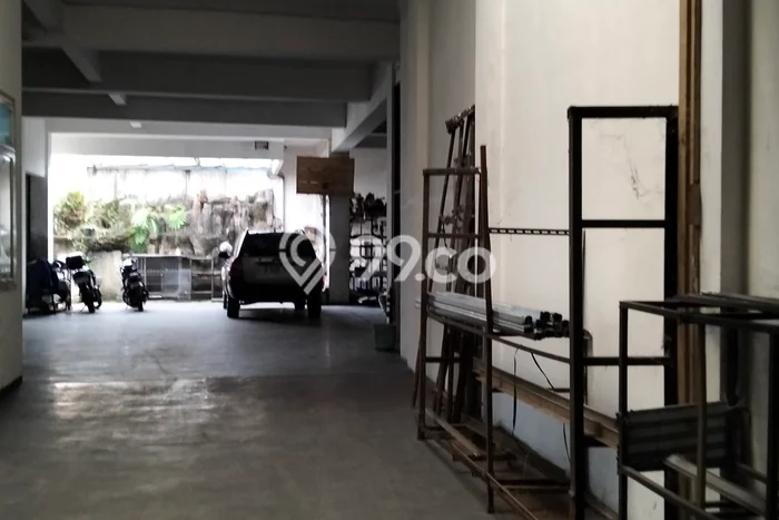 Rumah Luxury Modern Tanpa Renovasi di Ciateul Bandung Rumah Luxury Modern Tanpa Renovasi di Ciateul Bandung