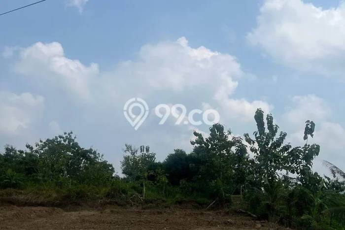 Lahan Dijual Lokasi Strategis di Cilacap dengan Luas 72m2 Lahan Dijual Lokasi Strategis di Cilacap dengan Luas 72m2