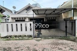 Rumah Bagus Siap Huni Di Rungkut Luas 180m2 Aman Rumah Bagus Siap Huni Di Rungkut Luas 180m2 Aman