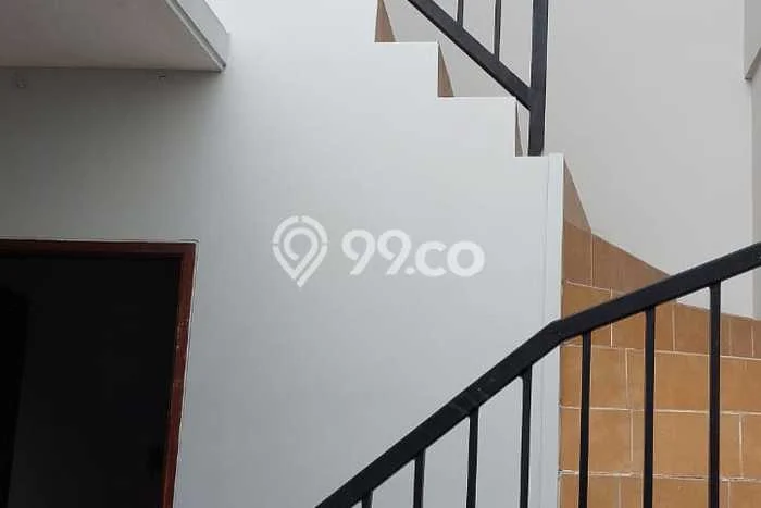 Lokasi terbaik! Rumah siap huni dikontrakkan di Tenggilis Mejoyo LB 180m2 Lokasi terbaik! Rumah siap huni dikontrakkan di Tenggilis Mejoyo LB 180m2