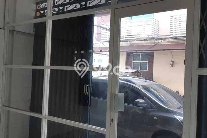 Ruko Disewakan di Kawasan Ramai Mulyorejo, Surabaya Ruko Disewakan di Kawasan Ramai Mulyorejo, Surabaya
