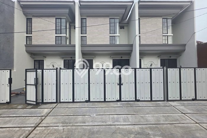 For Sale Hunian Rumah Terawat 4 KT di Kedung Baruk, Surabaya For Sale Hunian Rumah Terawat 4 KT di Kedung Baruk, Surabaya