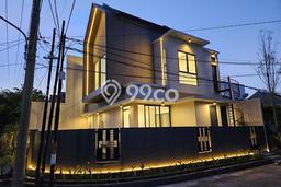 For Sale Rumah Mewah Exclusive di Kenjeran, Surabaya For Sale Rumah Mewah Exclusive di Kenjeran, Surabaya