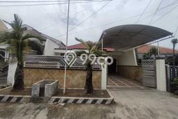 Hunian Elit LB 300m2 Siap Pakai Desain Elegan di Kutisari, Surabaya Hunian Elit LB 300m2 Siap Pakai Desain Elegan di Kutisari, Surabaya