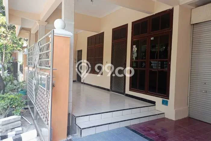 Rumah Cantik Siap Huni Di Rungkut Luas 175m2 Aman Rumah Cantik Siap Huni Di Rungkut Luas 175m2 Aman