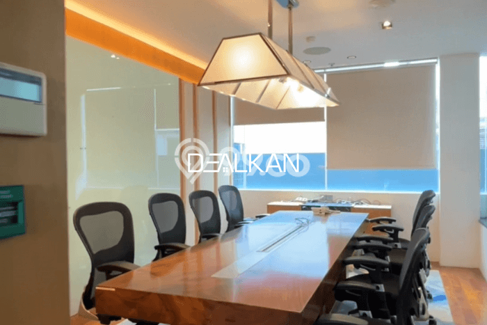 Unit Kantor Dijual di Genteng Surabaya Luas Tanah 693m2, Luas Bangunan 2250m2 Unit Kantor Dijual di Genteng Surabaya Luas Tanah 693m2, Luas Bangunan 2250m2