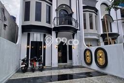 Jual Rumah Strategis Bagus Punya 4 KT di Jagakarsa Jakarta Selatan SHM Jual Rumah Strategis Bagus Punya 4 KT di Jagakarsa Jakarta Selatan SHM