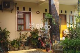 Rumah Modern Minimalis 5 KT Bisa Langsung Pindah di Cimanggis Rumah Modern Minimalis 5 KT Bisa Langsung Pindah di Cimanggis