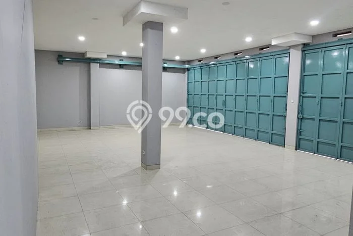 Ruko disewakan lokasi strategis Lembang Bandung Barat 320m2 Ruko disewakan lokasi strategis Lembang Bandung Barat 320m2