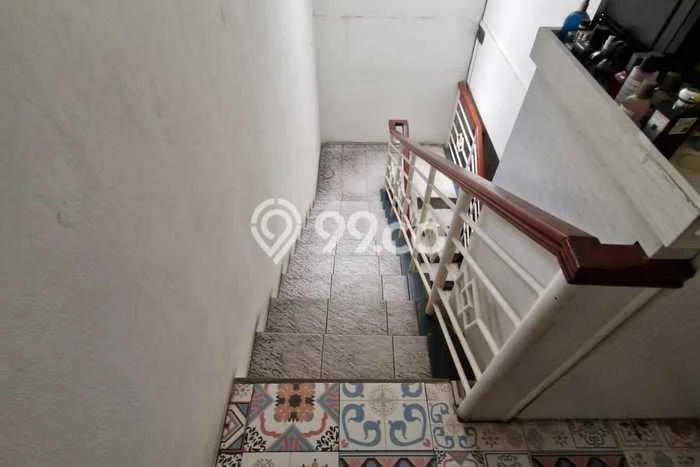 Jual Rumah Eksklusif 4 KT di BKR, Bandung Jual Rumah Eksklusif 4 KT di BKR, Bandung