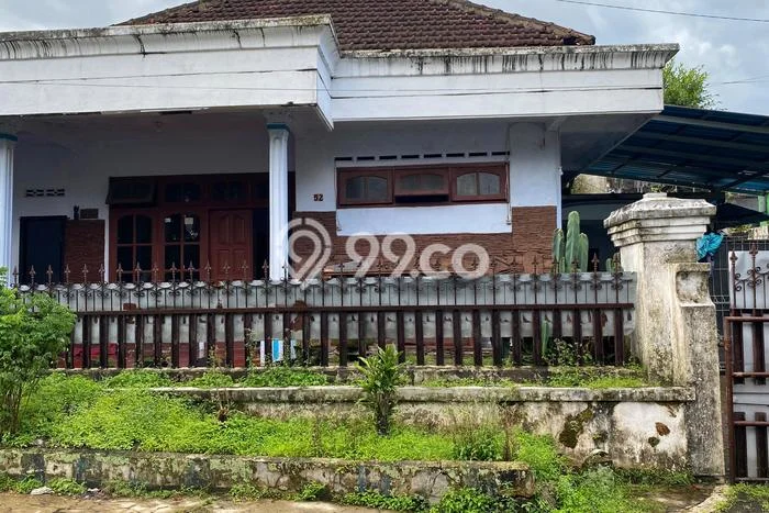 Dijual Kost di Kawasan Sumbersari, Jember, Spesifikasi 18 KT, 4 KM, 297m2 Dijual Kost di Kawasan Sumbersari, Jember, Spesifikasi 18 KT, 4 KM, 297m2
