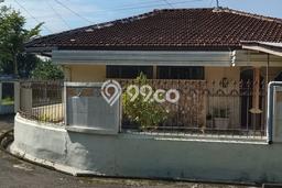 Peluang Investasi! Rumah Kost Dijual di Sumbersari, Jember, 16 KT, 5 KM, Luas 300m2 Peluang Investasi! Rumah Kost Dijual di Sumbersari, Jember, 16 KT, 5 KM, Luas 300m2