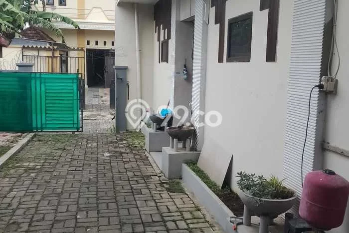 Unit Kost Dijual di Sumbersari dengan 12 Kamar Tidur & Luas Bangunan 350m2 Unit Kost Dijual di Sumbersari dengan 12 Kamar Tidur & Luas Bangunan 350m2