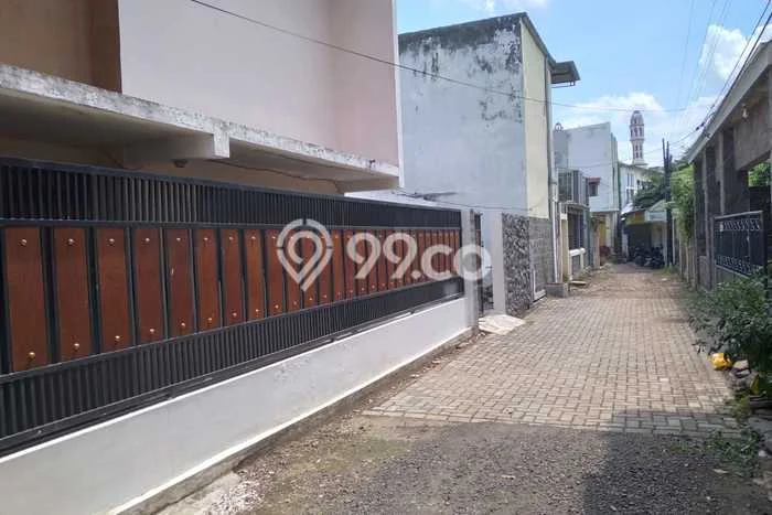 Rumah Kost untuk Dijual di Sumbersari dengan 15 KT, 10 KM, Luas 350m2 Rumah Kost untuk Dijual di Sumbersari dengan 15 KT, 10 KM, Luas 350m2