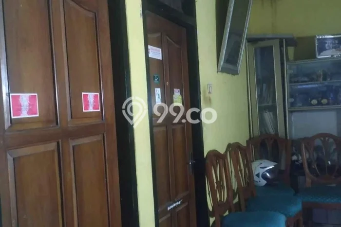 Rumah Kost Dijual di Sumbersari, Jember dengan 9 Kamar Tidur, 2 Kamar Mandi Rumah Kost Dijual di Sumbersari, Jember dengan 9 Kamar Tidur, 2 Kamar Mandi