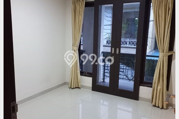 Disewakan Rumah Harga Terjangkau di Ubung Denpasar dengan 4 Kamar Tidur Disewakan Rumah Harga Terjangkau di Ubung Denpasar dengan 4 Kamar Tidur