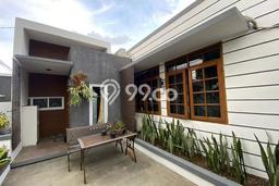 Rumah Luxury Modern Tanpa Renovasi di Pasteur Bandung Rumah Luxury Modern Tanpa Renovasi di Pasteur Bandung