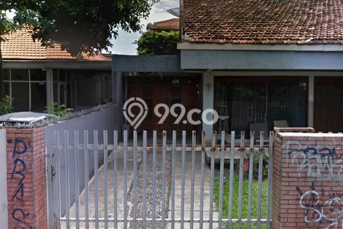 Rumah Elit Modern Tanpa Renovasi di Setiabudi Jakarta Selatan Rumah Elit Modern Tanpa Renovasi di Setiabudi Jakarta Selatan