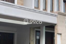 Hunian Cantik Minimalis Lb 300m2 di Ciracas, Jakarta Timur Hunian Cantik Minimalis Lb 300m2 di Ciracas, Jakarta Timur