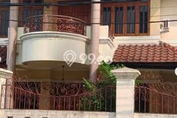For Sale! Luxury House LT 509m2 Desain Elegan di Pejaten For Sale! Luxury House LT 509m2 Desain Elegan di Pejaten