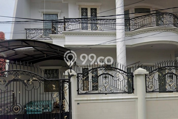 Rumah Mewah LB 400m2 Siap Huni Desain Elegan di Pegadungan, Jakarta Barat Rumah Mewah LB 400m2 Siap Huni Desain Elegan di Pegadungan, Jakarta Barat