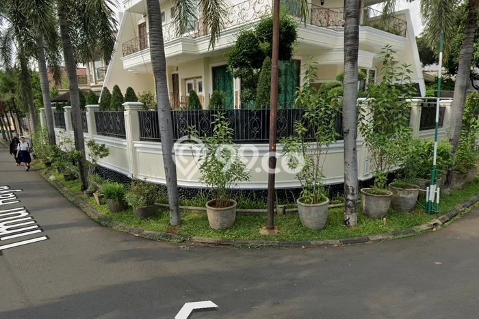 Hunian Elit LB 400m2 Siap Huni Desain Elegan di Kembangan Selatan, Jakarta Barat Hunian Elit LB 400m2 Siap Huni Desain Elegan di Kembangan Selatan, Jakarta Barat