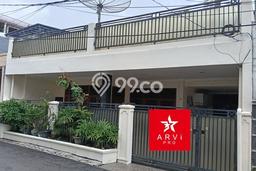 Rumah Elit Modern Tanpa Renovasi di Rawamangun Jakarta Timur Rumah Elit Modern Tanpa Renovasi di Rawamangun Jakarta Timur