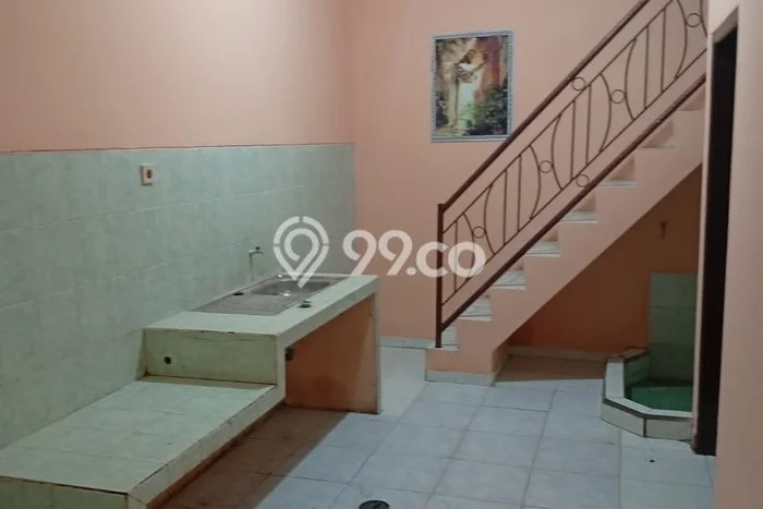 Lokasi strategis! Rumah siap pakai dikontrakkan di Tambaksari LB 115m2 Lokasi strategis! Rumah siap pakai dikontrakkan di Tambaksari LB 115m2