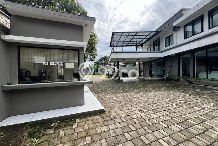 Untuk Dijual! Kantor di Tanah Sareal Bogor LT 2775m2 / LB 271m2 Kawasan Strategis Untuk Dijual! Kantor di Tanah Sareal Bogor LT 2775m2 / LB 271m2 Kawasan Strategis