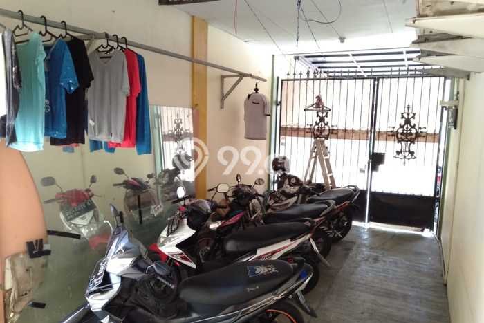 Peluang Investasi! Kost Dijual di Bekasi Selatan, Bekasi, 9 KT, 9 KM, Luas 250m2 Peluang Investasi! Kost Dijual di Bekasi Selatan, Bekasi, 9 KT, 9 KM, Luas 250m2