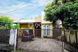 Rumah Strategis Modern Lb 180m2 di Cipayung, Jakarta Timur Rumah Strategis Modern Lb 180m2 di Cipayung, Jakarta Timur